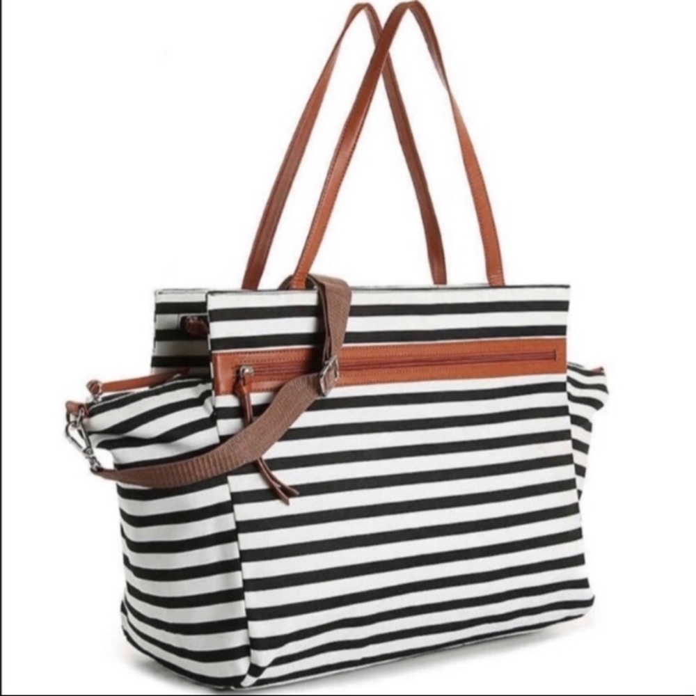 BRAND NEW Weekender Bag!